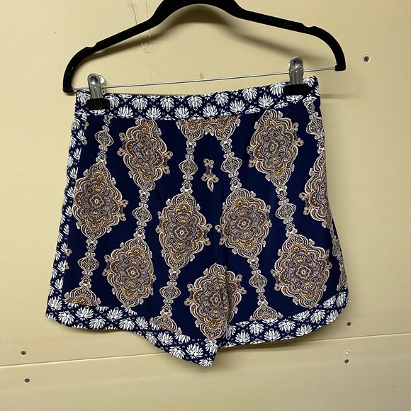 2/$20❤️- SHORTS | Women’s Shorts size small brand N/A - Picture 3 of 3